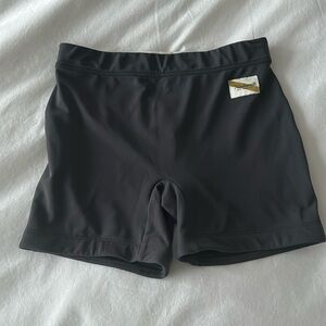 Tracksmith turnover short XS